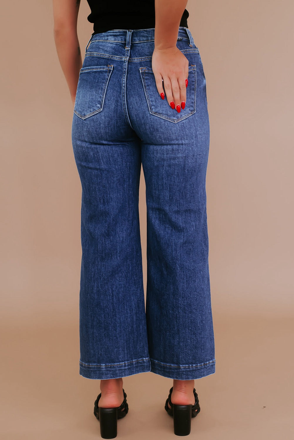 Wide Leg High Waisted Jeans
