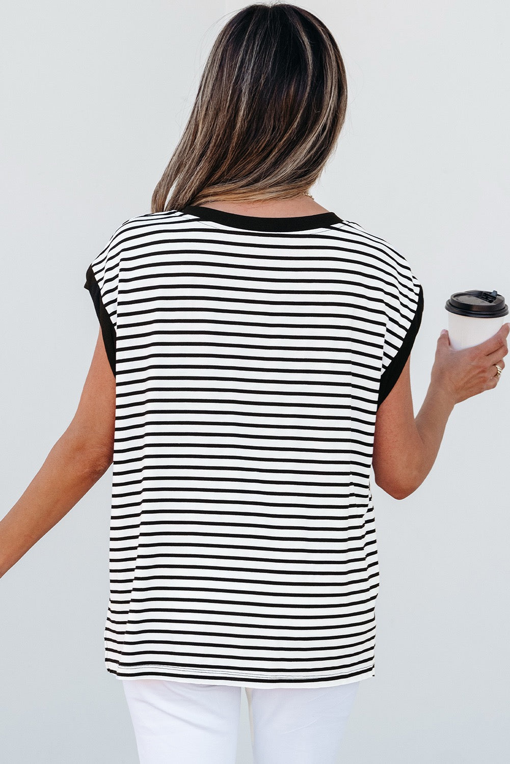 Black Stripe Chest Pocket Patch Round Neck Sleeveless Top