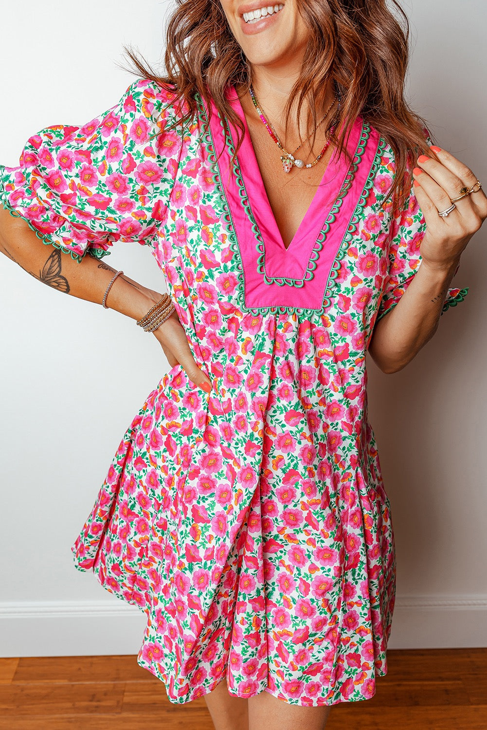 Pink Floral Print V Neck Patchwork Short Bubble Sleeve Dress