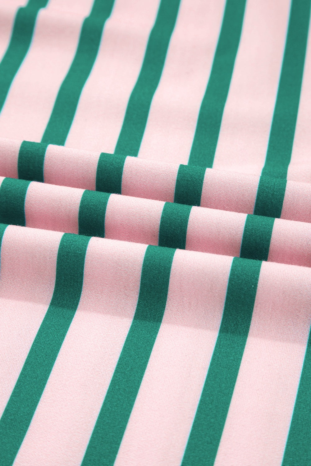 Green Stripe Color Block Exposed Seam Side Slit Plus Size Sweatshirt