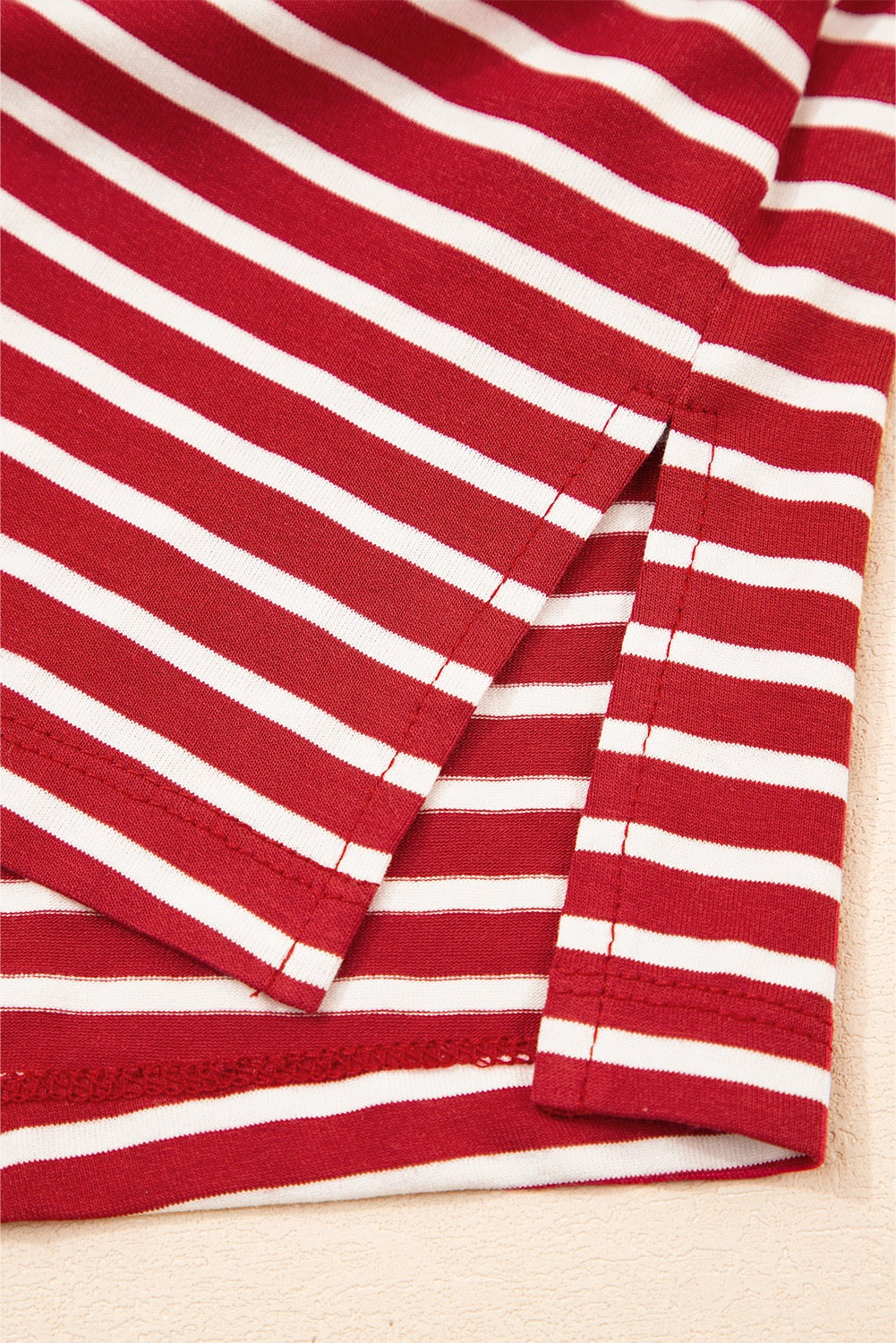 Red Stripe Chest Pocket Patch Round Neck Sleeveless Top