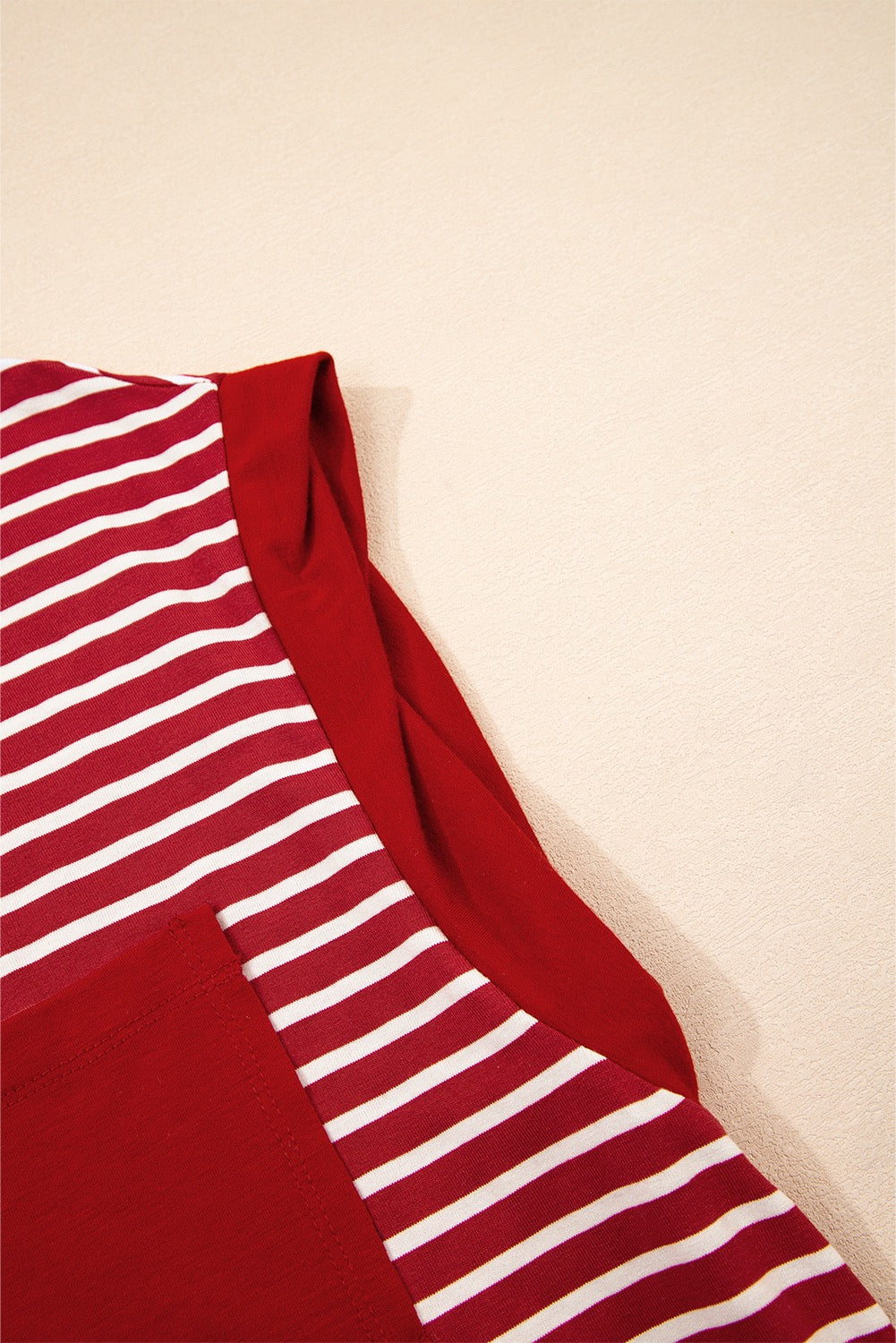 Red Stripe Chest Pocket Patch Round Neck Sleeveless Top