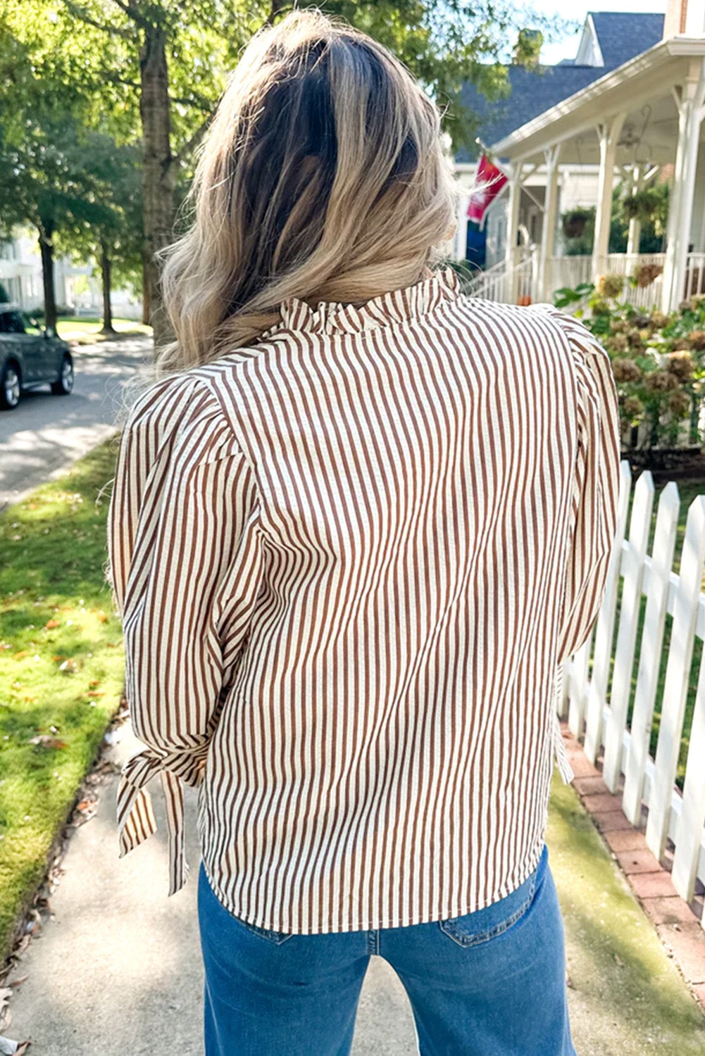 Striped Print Tied Cuffs Split Neck Seersucker Blouse