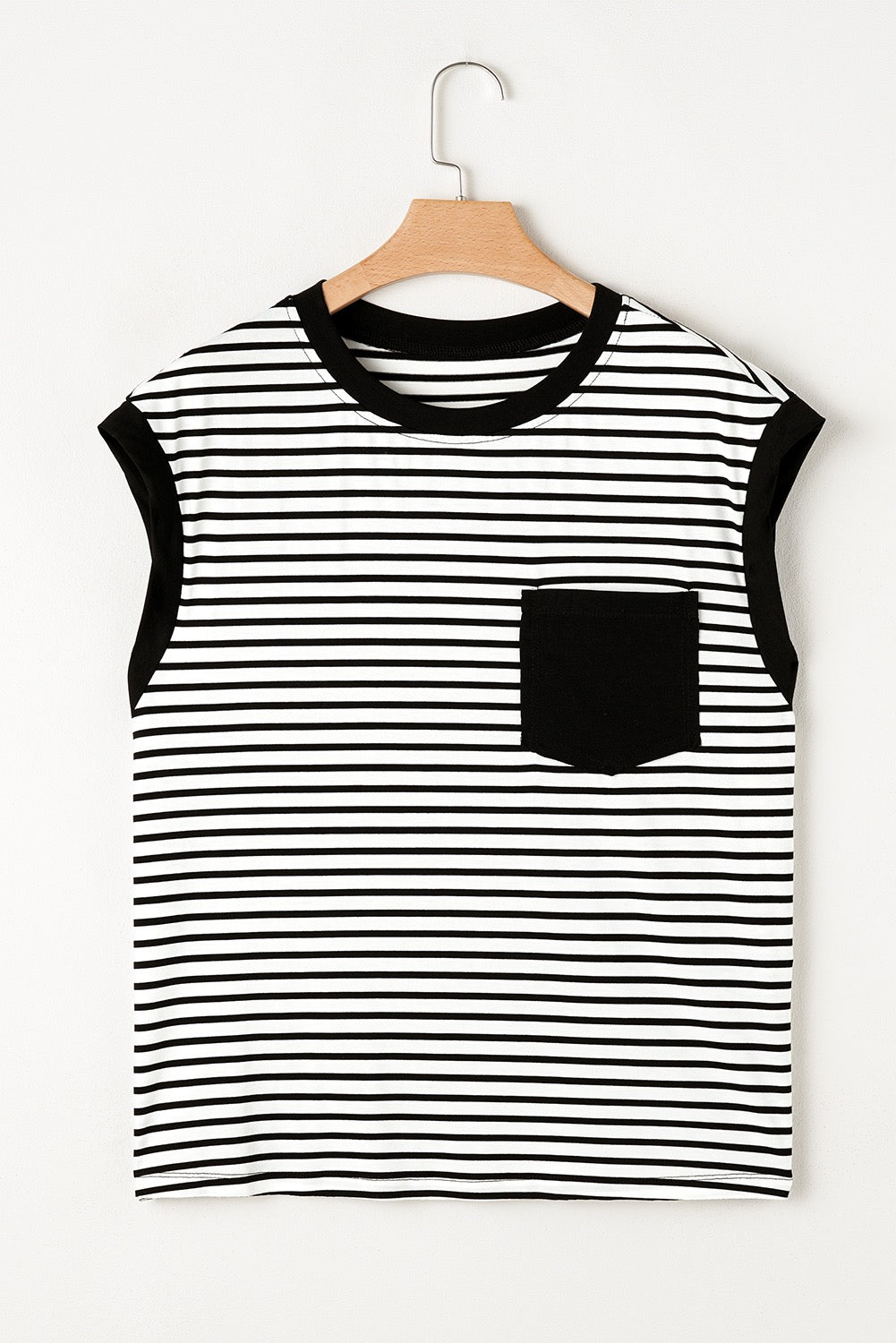 Black Stripe Chest Pocket Patch Round Neck Sleeveless Top