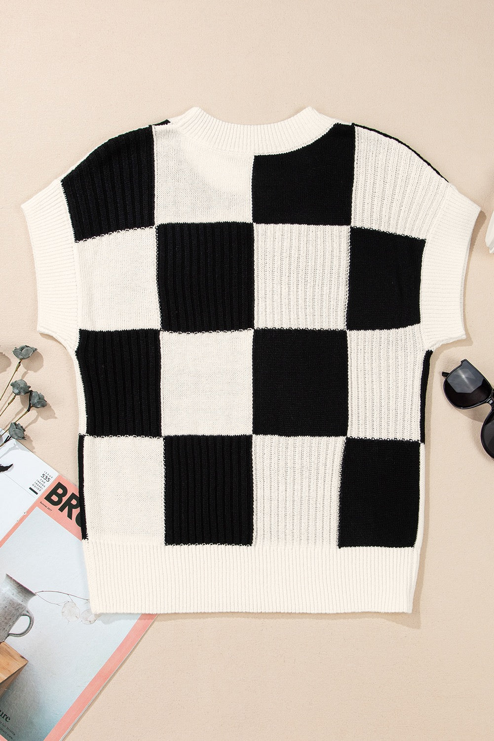Black Checkered Short Sleeve Sweater