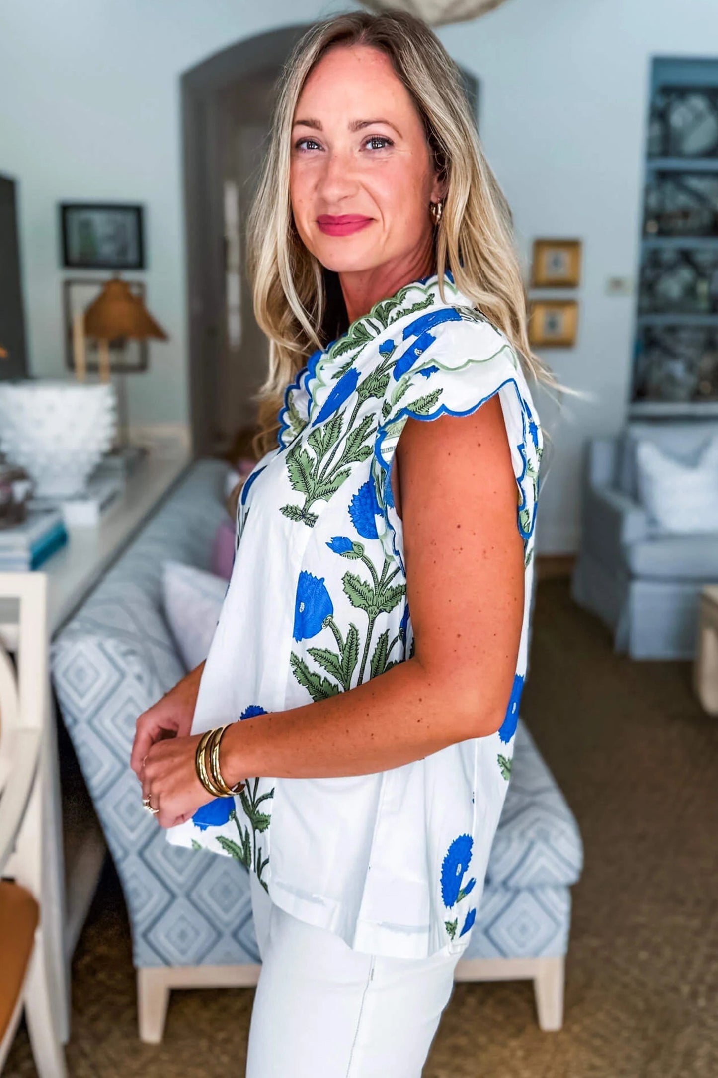 Blue Wild Flower Print Contrast Trim Scallop Detail Short Sleeve Top