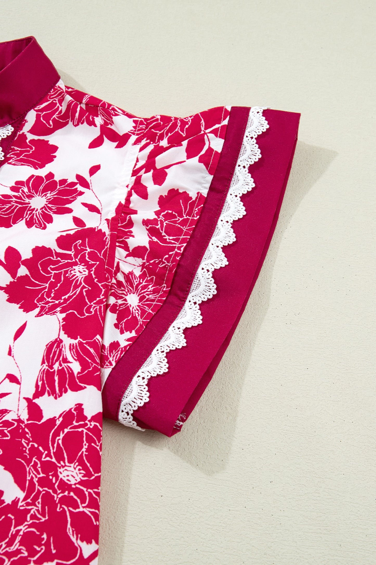 Red Floral Print Color Block Trim Lace Detail V Neck Flutter Sleeve Blouse