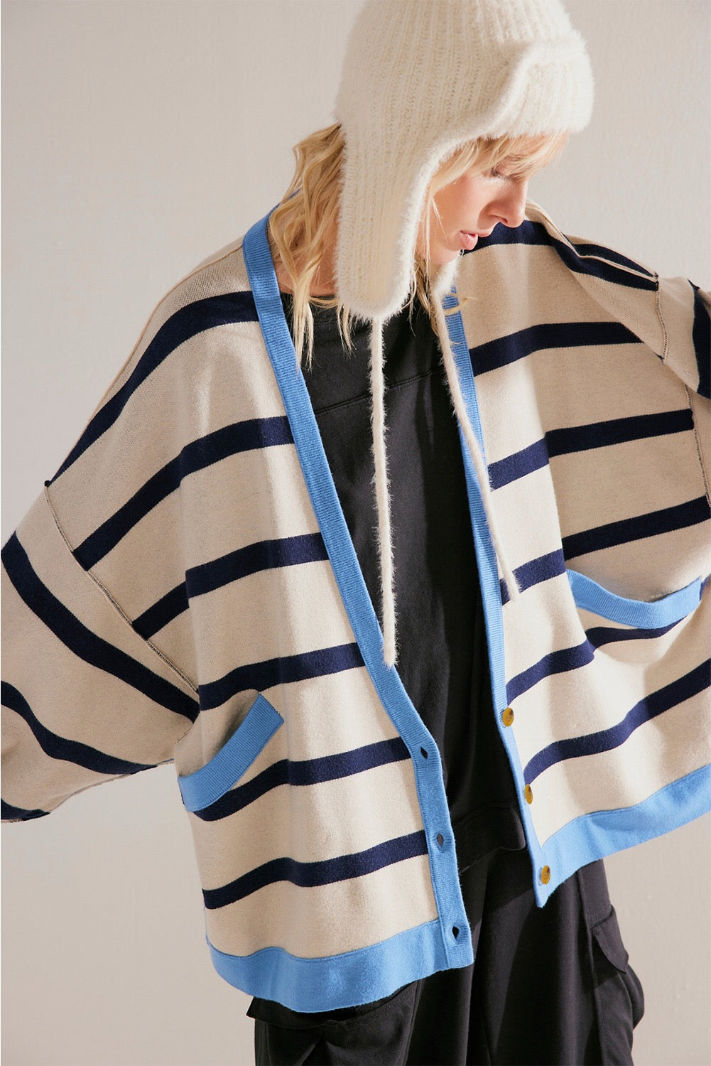Beige Colorblock Drop Shoulder Buttoned Loose Cardigan