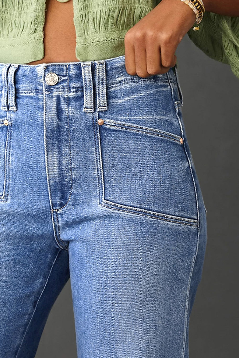 High Waist, Loose Fit, Straight Leg Cropped Jeans