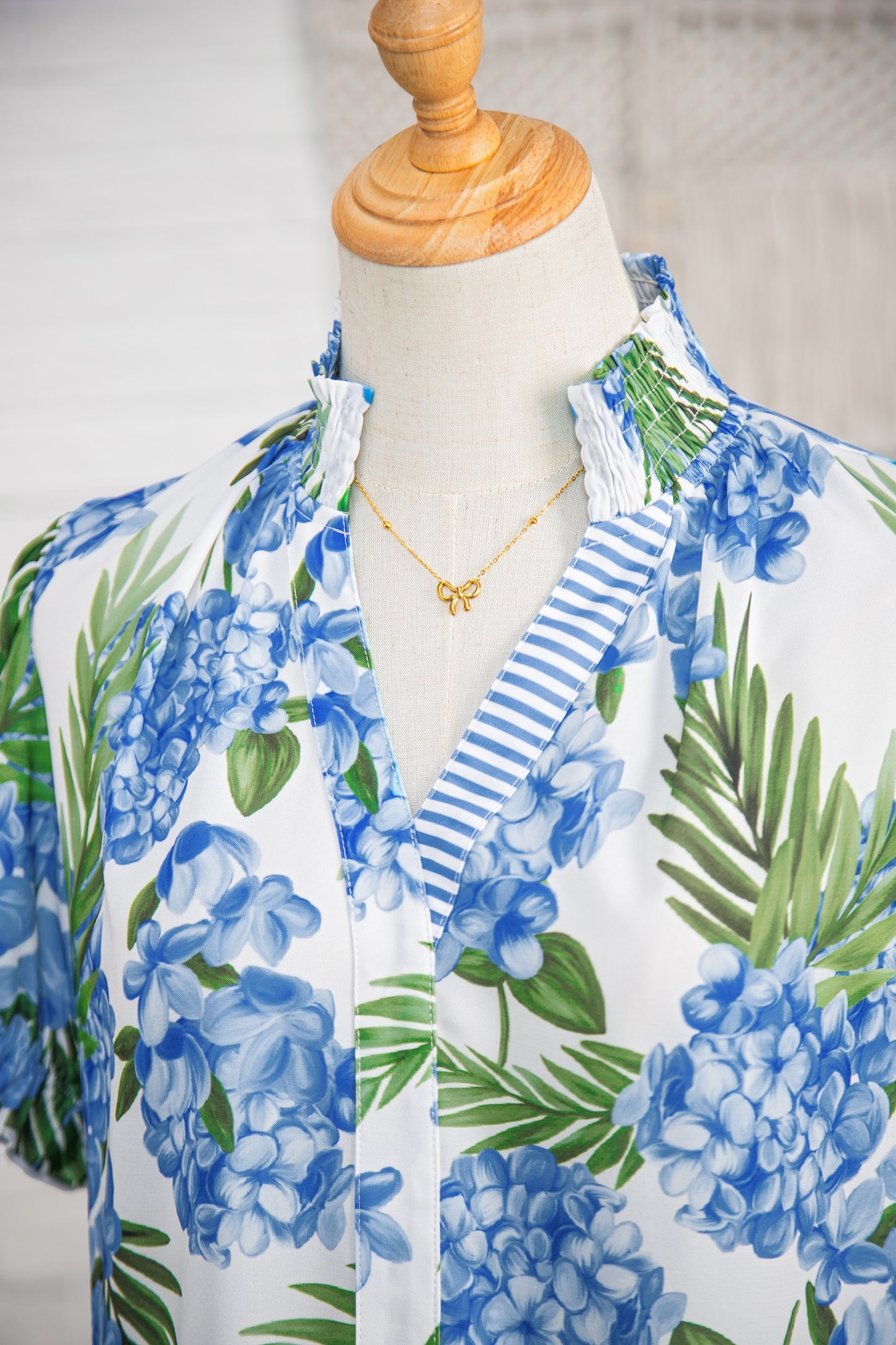 Blue Palm Floral Print Striped Patchwork V Neck Short Sleeve Top