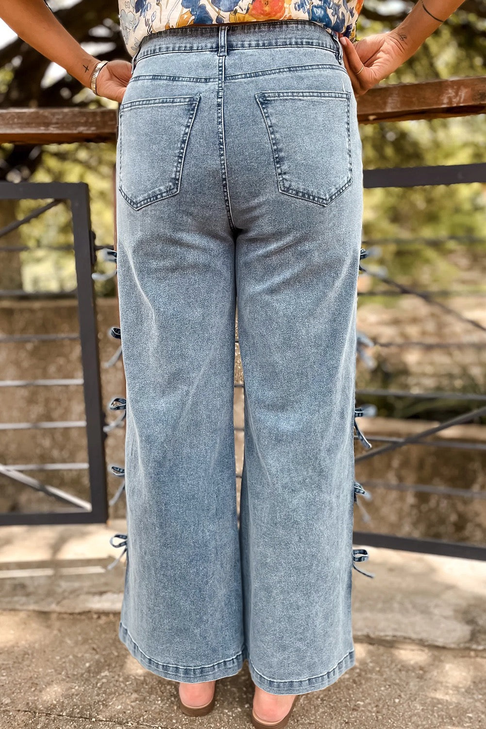 Bow Knot, side detail Straight Leg Jeans