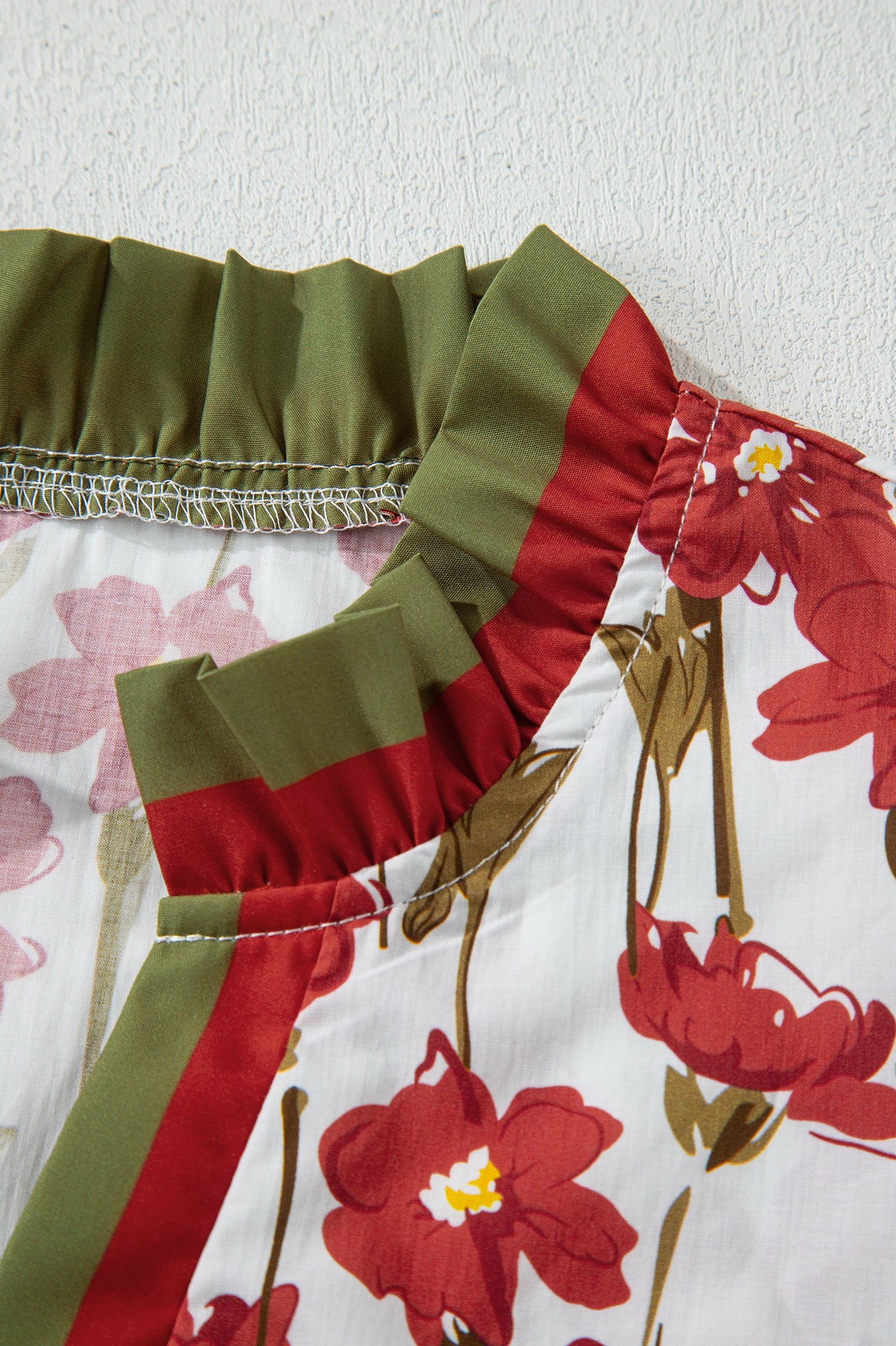 Red Floral Print Contrast Trim V Neck Double Ruffled Short SleeveTop