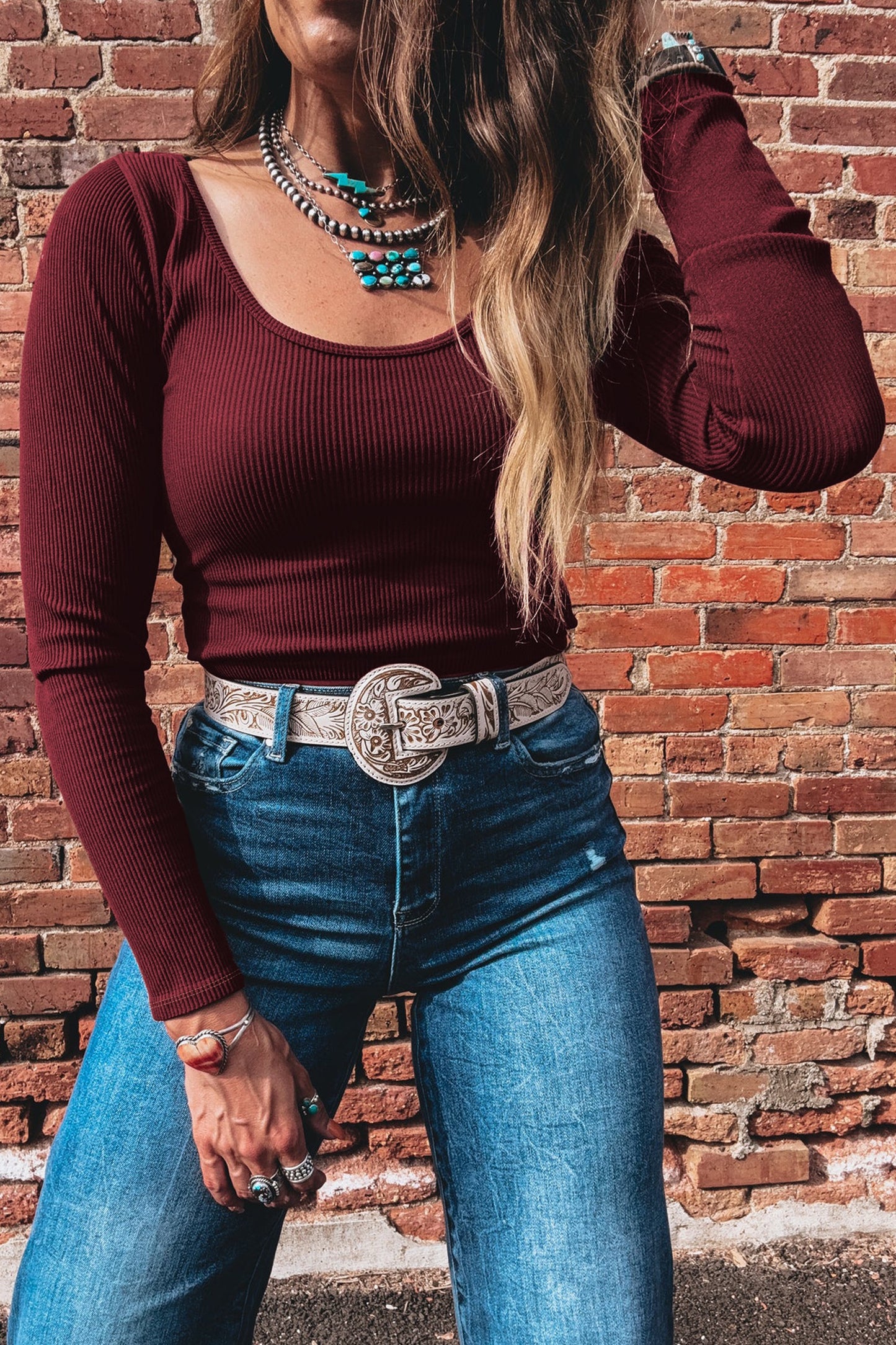 Ribbed Solid Color U Neck Cropped Long Sleeve Top