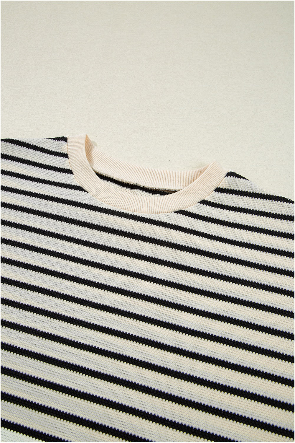 Black Stripe Scallop Lace Trim Ruffle Short Sleeves Crewneck Top