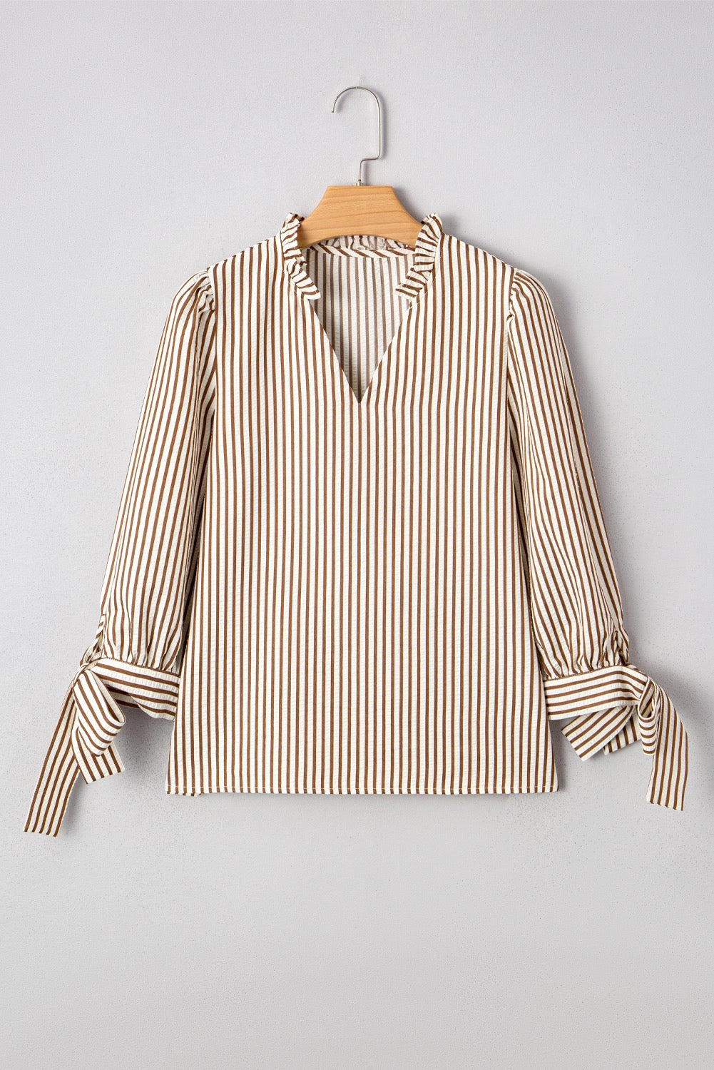 Striped Print Tied Cuffs Split Neck Seersucker Blouse